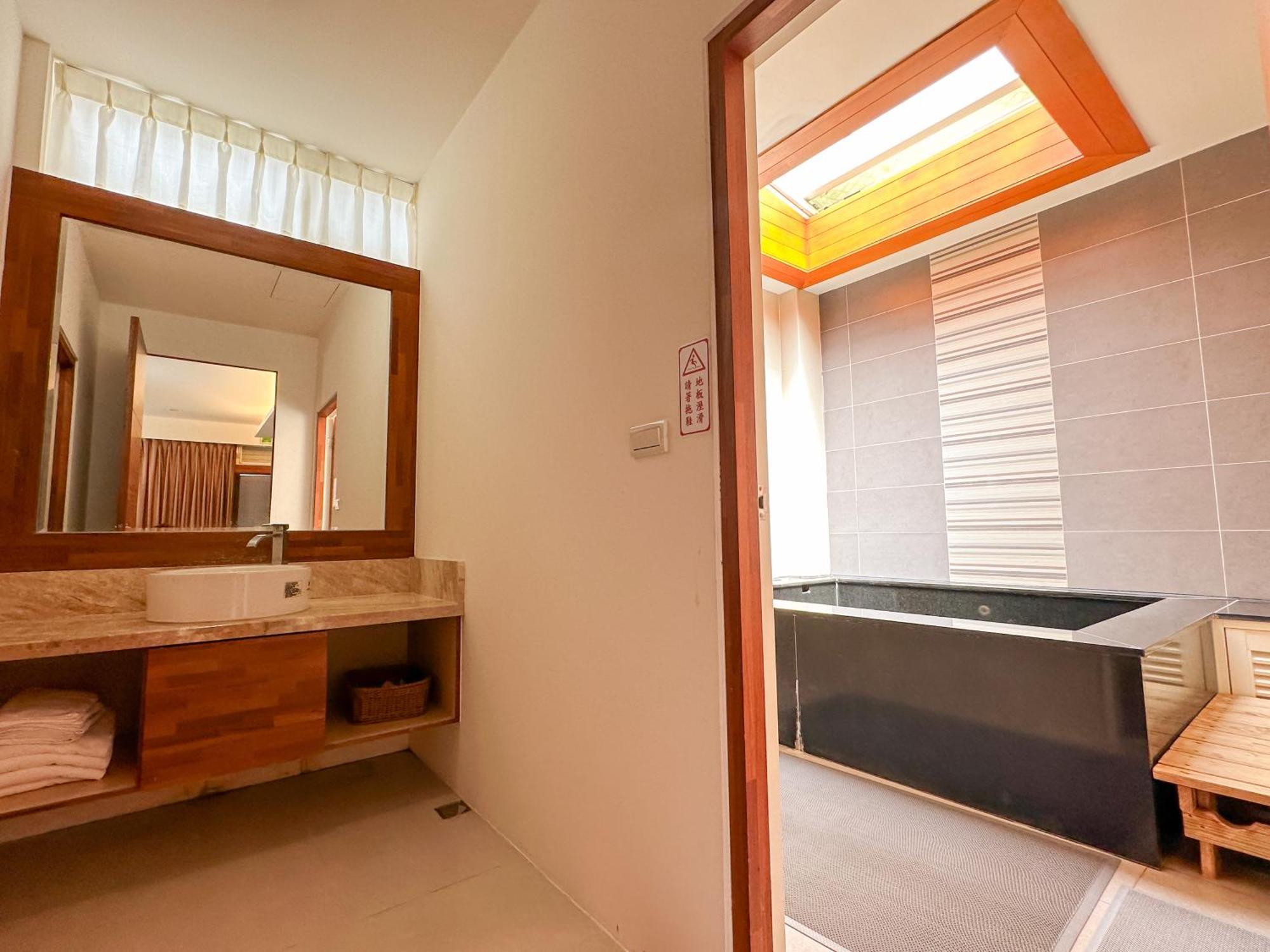 Yage Hotspring House Bed & Breakfast Jiaoxi Dış mekan fotoğraf